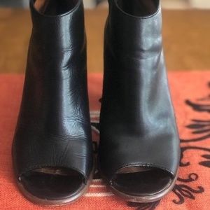 Coach Labelle Black Leather Booties Size 8